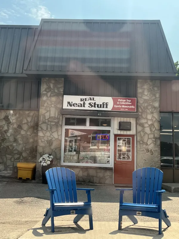 Record Store: Real Neat Stuff