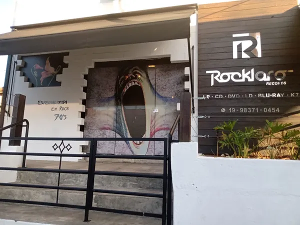 Record store thumbnail: RocklaroRecords