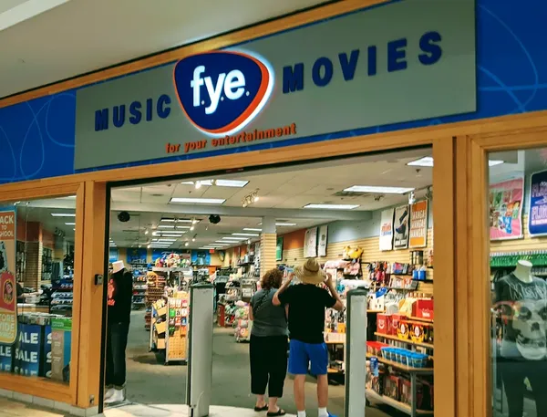 Record store thumbnail: FYE