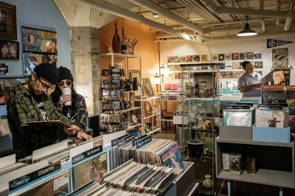 Record Store: Kicksville Vinyl & Vintage
