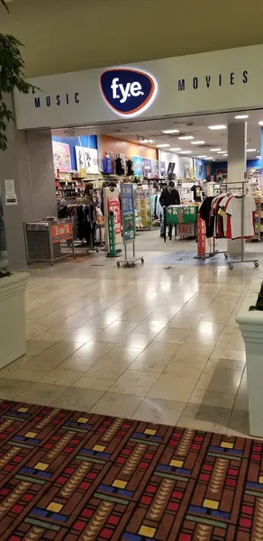 Record store thumbnail: FYE