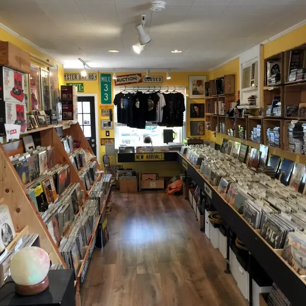 Record store thumbnail: Record Reserve