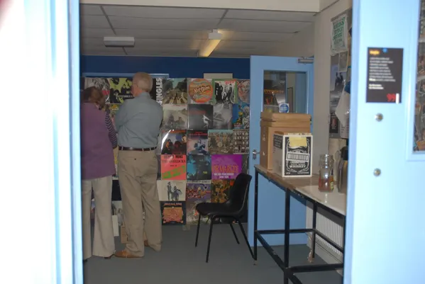 Record store thumbnail: 991