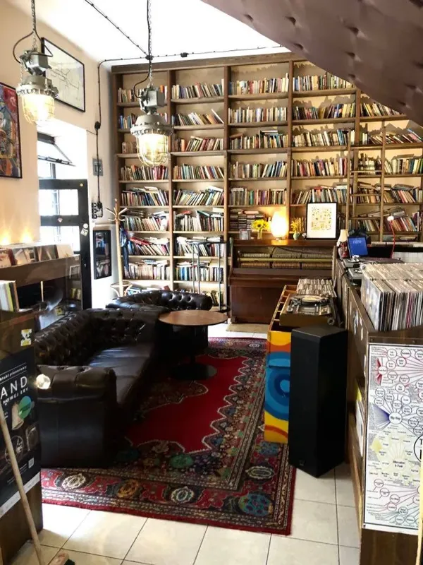 Święty Spokój Music Cafe