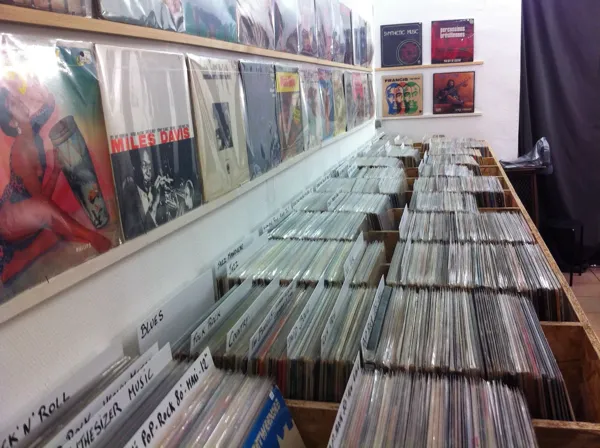 Record Store: Bonne Mère Records