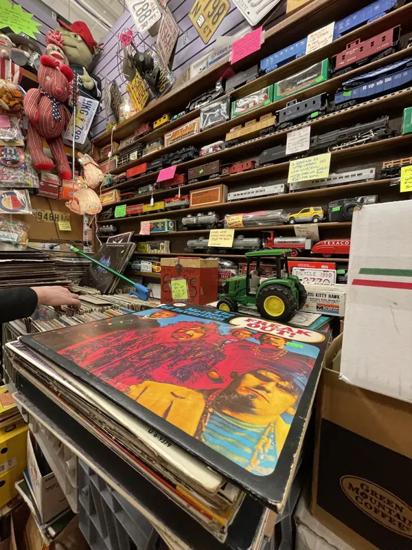 Record Store: Treasure Hunt Records and Collectibles