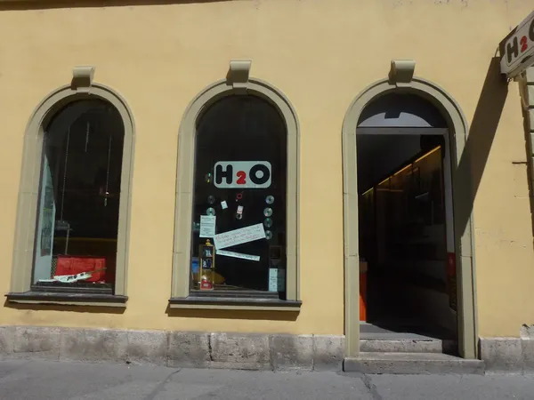 Record store thumbnail: H2O