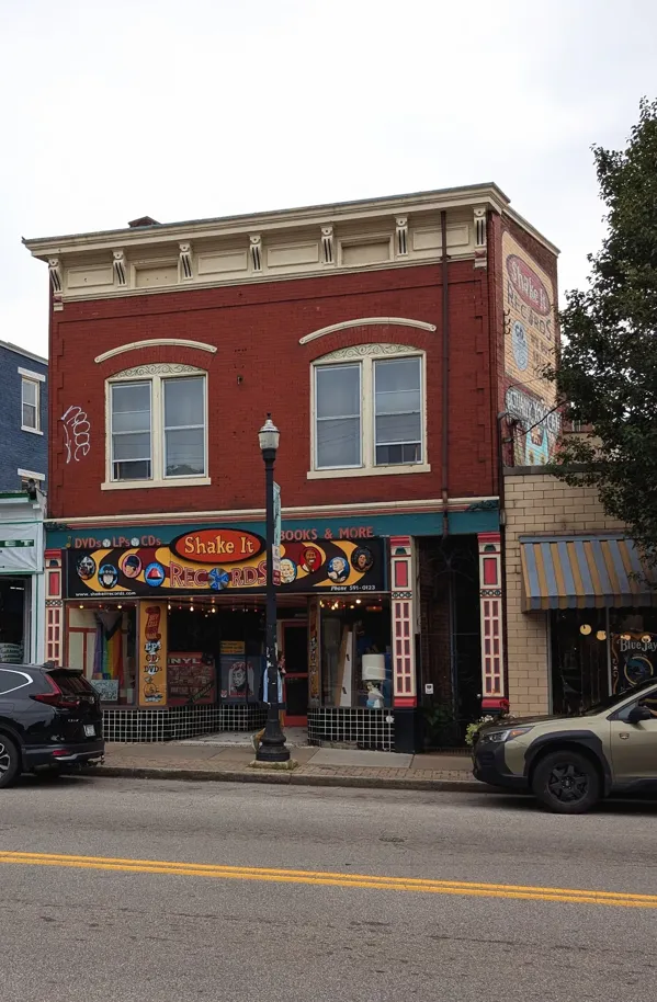Record store thumbnail: Shake It Records