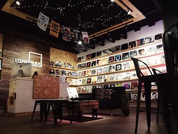 Record Store: Longplay