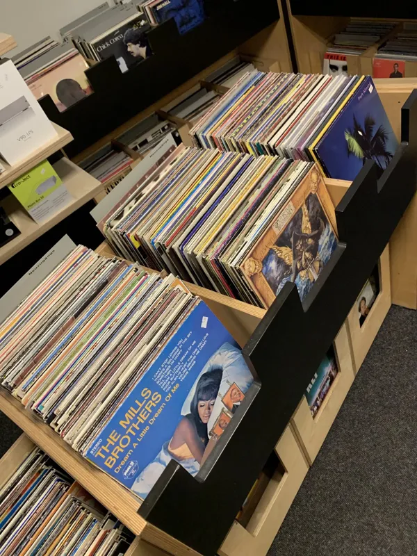 Record store thumbnail: Pits Record Store