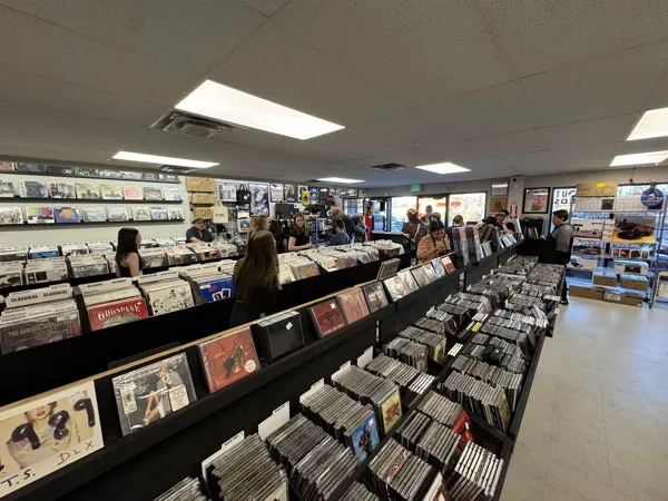 Record store thumbnail: Sold Out Vinyl Records