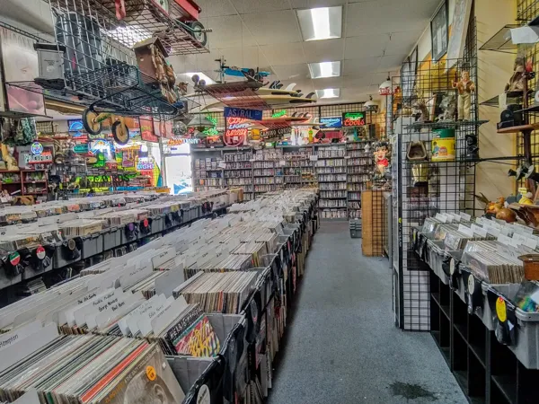 Record Store: Paradise Records and Trading Post (Orcutt)
