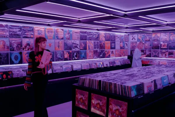 Record Store: Stoprobot Vinyl