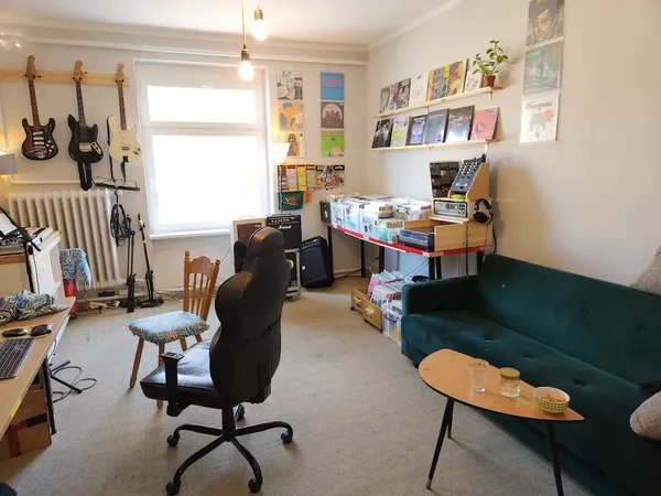 Record store thumbnail: Twintoe Records