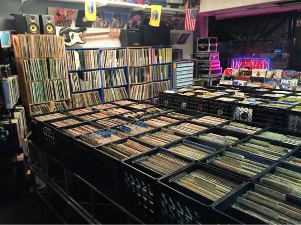 Record Store: Knight Sounds Entertainment