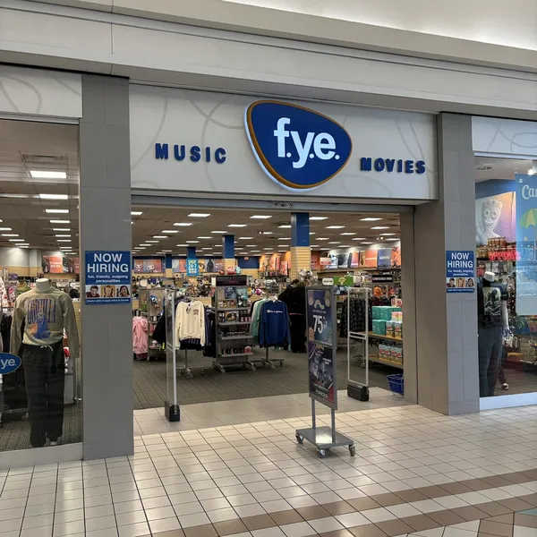 Record Store: FYE