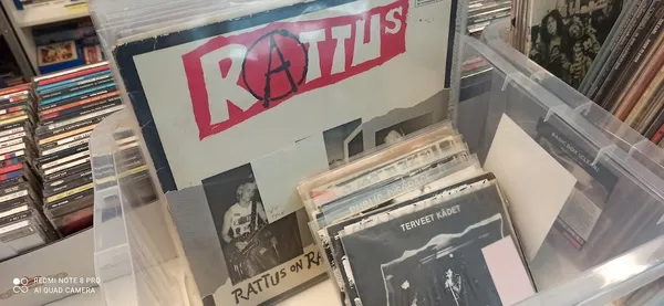 Record Store: Ekepop LP CD DVD levykauppa
