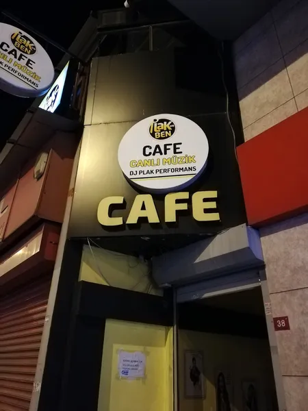 Record Store: Plaque and I