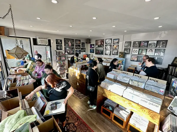 Record store thumbnail: Run Out Groove Records