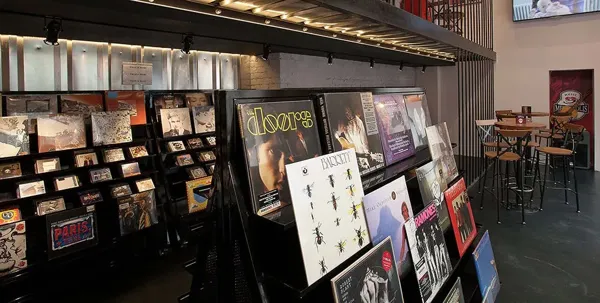 Record Store: Metropolis Music Shop