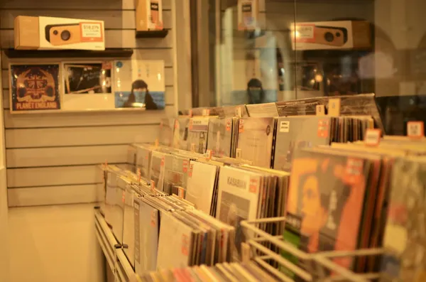 Record store thumbnail: Disqueria Lado B