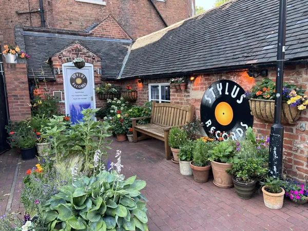 Record store thumbnail: Stylus Records