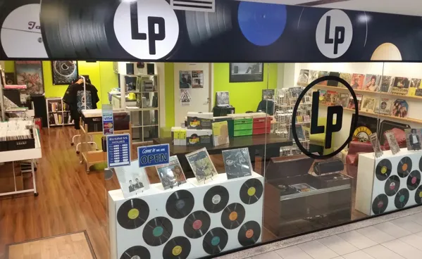 LP RECORDS