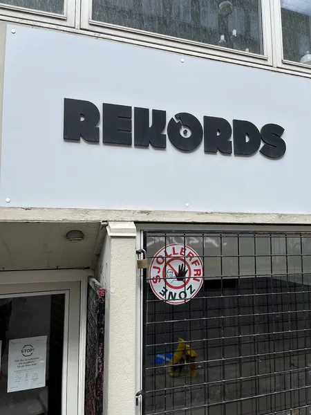Record Store: Rekords