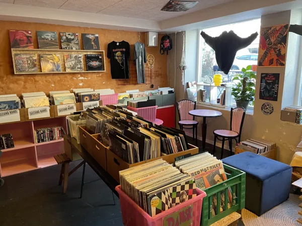 Record store thumbnail: Lydbølgen Fredericia