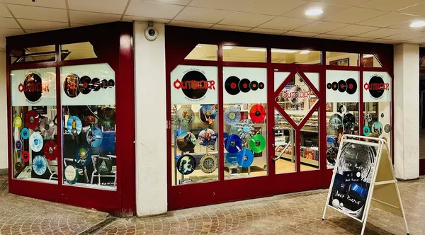 Record Store: Outsider Music Shop GMBH