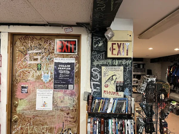 Record store thumbnail: Sami's Music