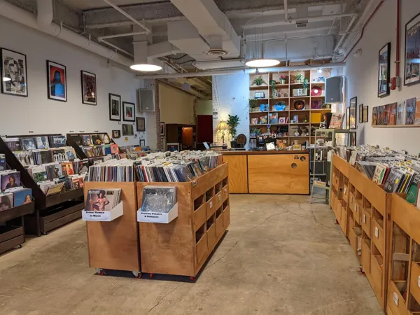 Record Store: Byrdland Records