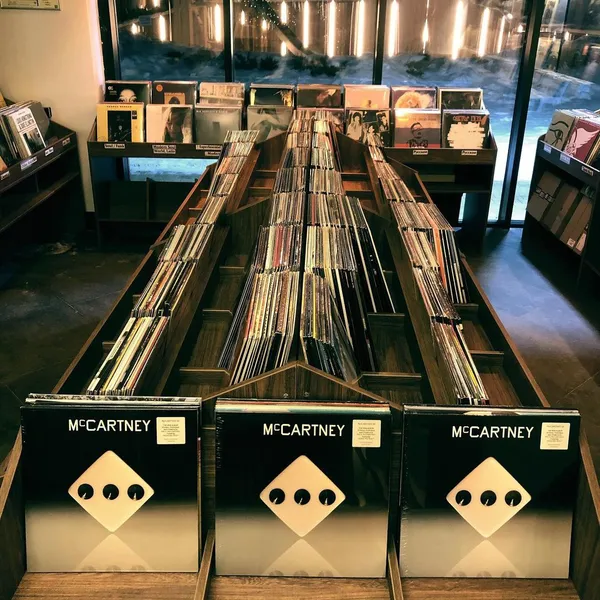 Record store thumbnail: Eto Vinil