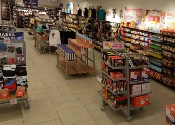 Record store thumbnail: FYE