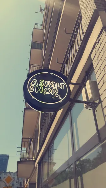 Record store thumbnail: Asfalt Winyle i Wino