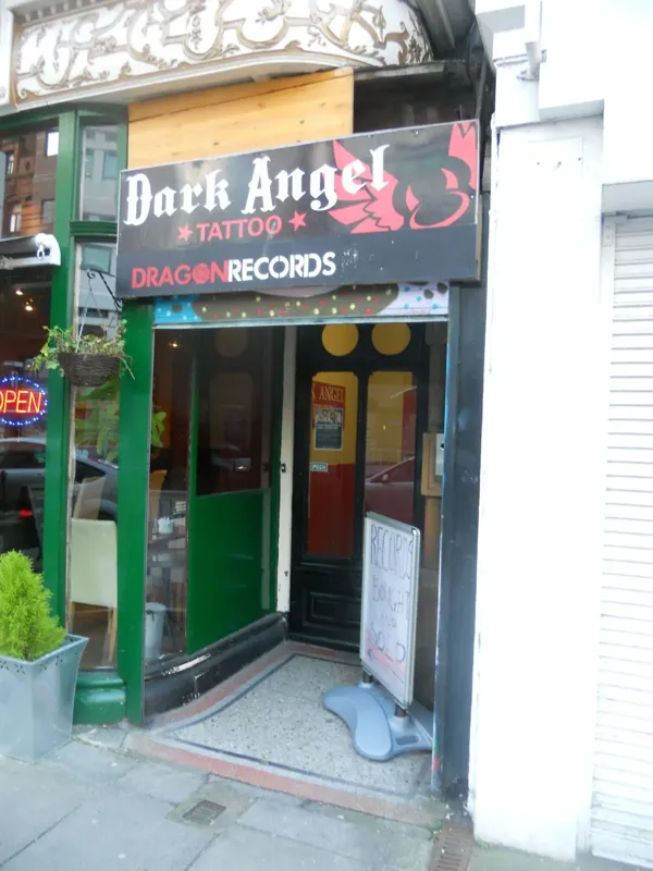 Record store thumbnail: Dragon Records
