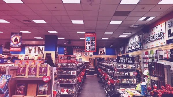 Record store thumbnail: FYE