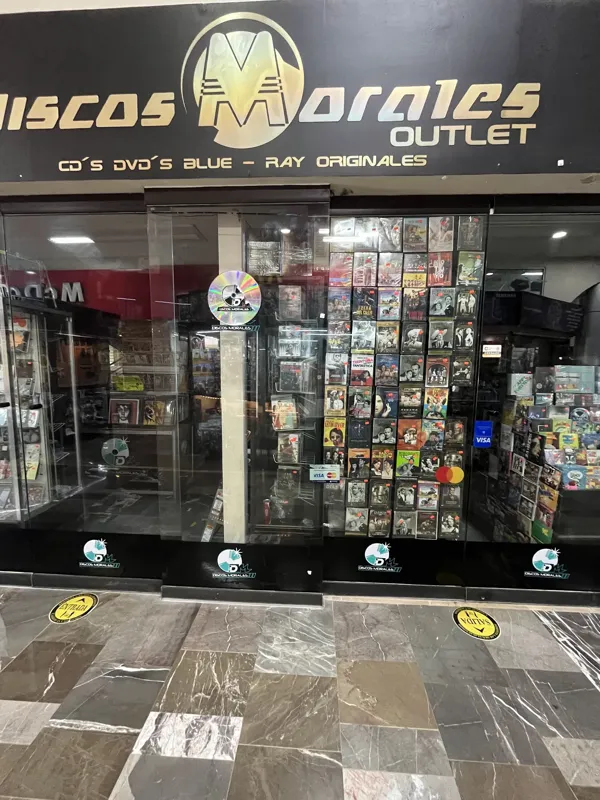 Record Store: Discos Morales outlet