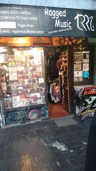 Record Store: Ragged Music Discos