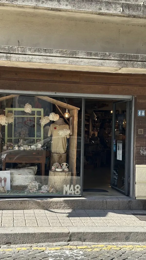 Record store thumbnail: Mercado 48