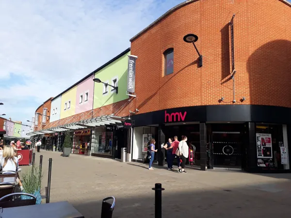 Record store thumbnail: hmv