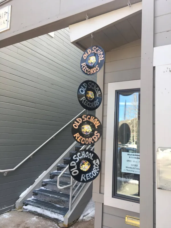 Record Store: Libby's Old School Records