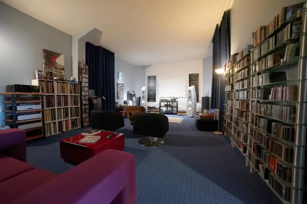 Record Store: OPUS 51