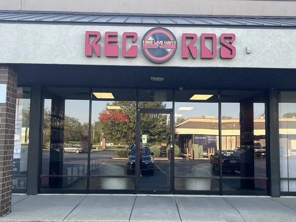 Record store thumbnail: Long Live Vinyl Records