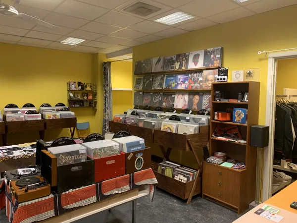 Record store thumbnail: Doolittle Records