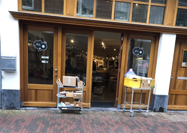 Record Store: LP-2 Vinyl Records, CD's, Vintage, Books